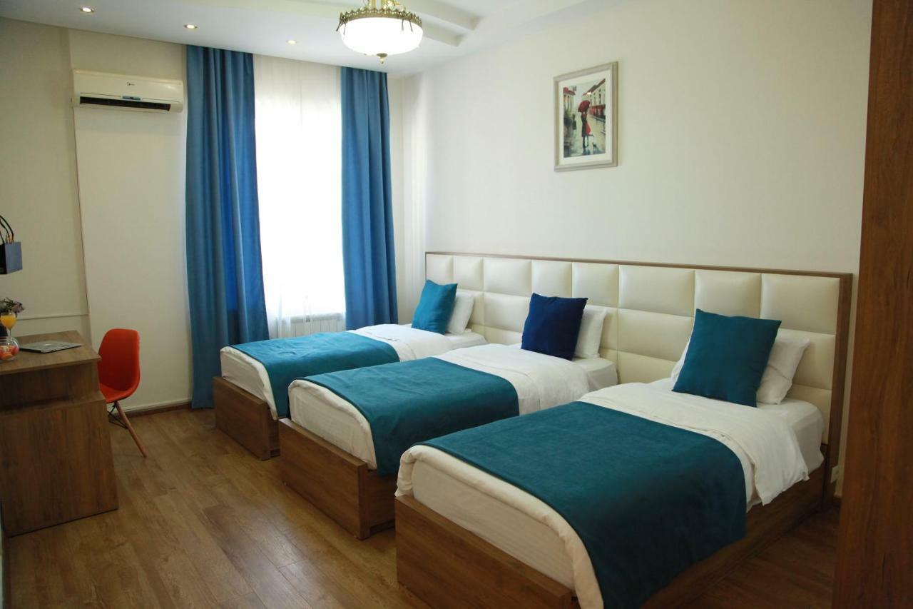 Hotel Rio Tbilisi Esterno foto