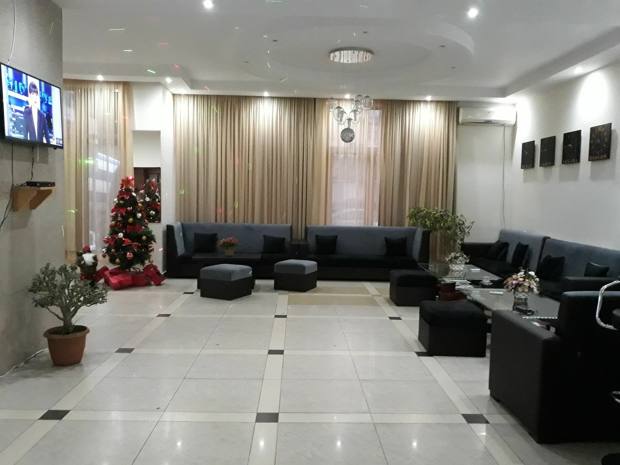 Hotel Rio Tbilisi Esterno foto